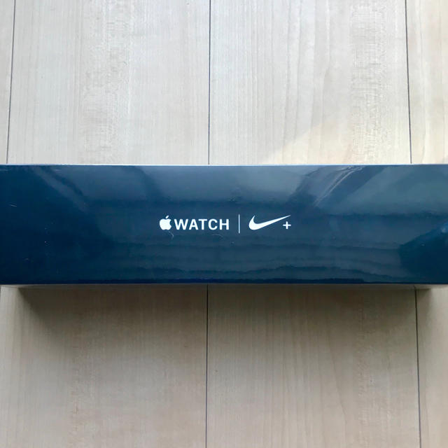 Apple Watch(アップルウォッチ)のApple Watch Nike+ Series 4-44mm MTXM2J/A スマホ/家電/カメラのスマートフォン/携帯電話(その他)の商品写真