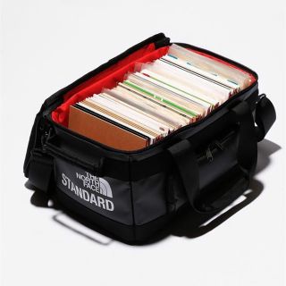 「THE NORTH FACE STANDARD 7inch レコードバッグ」に近い商品