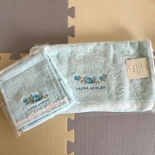 ローラアシュレイ(LAURA ASHLEY)のローラアシュレイ  トイレセット(トイレマット)