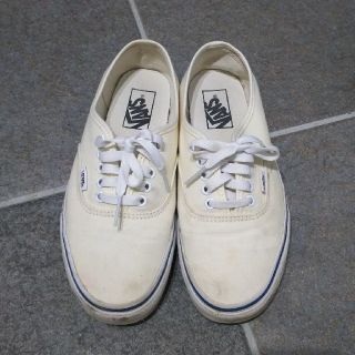 ヴァンズ(VANS)のスニーカー(スニーカー)