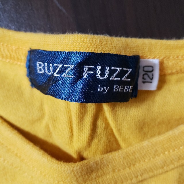 BeBe(ベベ)のベベ　BUZZ FUZZ 半袖T シャツ　120 キッズ/ベビー/マタニティのキッズ服男の子用(90cm~)(Tシャツ/カットソー)の商品写真