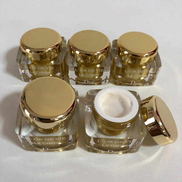 Dior(ディオール)のDior オードヴィ ラ クレーム サンプルサイズ5ml ×5個 新品 未開封品 コスメ/美容のスキンケア/基礎化粧品(フェイスクリーム)の商品写真