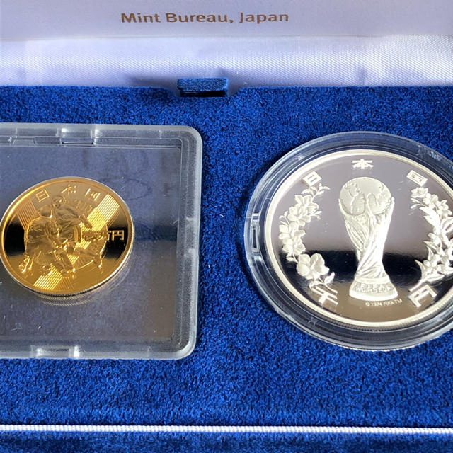 2002FIFAワールドカップ記念１万円金貨・千円銀貨プルーフ貨幣セット