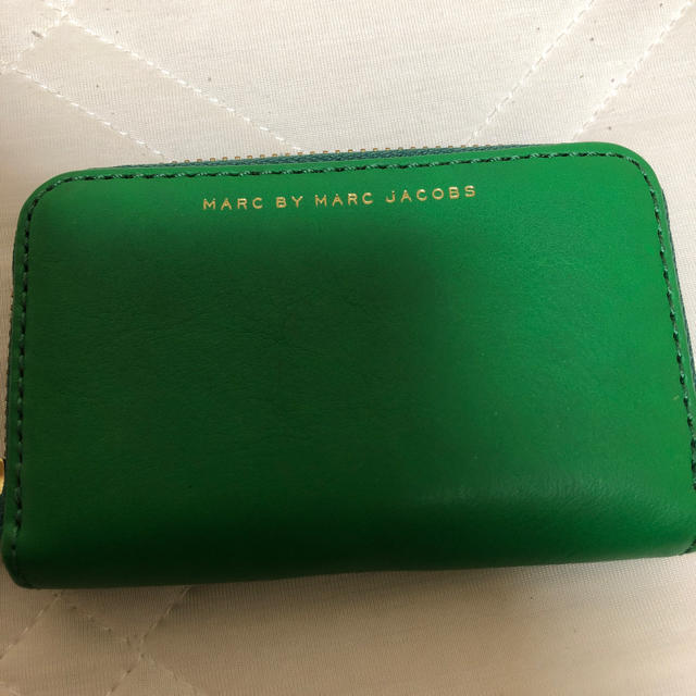 MARC BY MARC JACOBS(マークバイマークジェイコブス)のカードケース レディースのファッション小物(その他)の商品写真