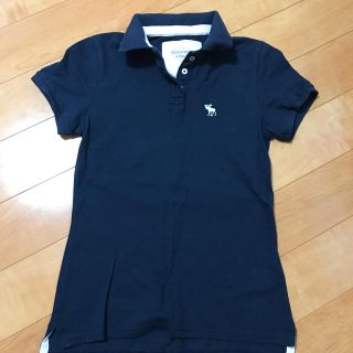 アバクロンビーアンドフィッチ(Abercrombie&Fitch)の値下げ！アバクロ紺のポロシャツ(ポロシャツ)