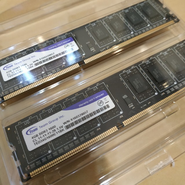 Team メモリ DDR3 1600MHz 4GB✕2枚 スマホ/家電/カメラのPC/タブレット(PCパーツ)の商品写真