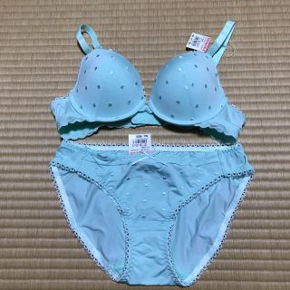 ピーチジョン(PEACH JOHN)の新品☆PEACH JOHNブラ&ショーツ B75&M(ブラ&ショーツセット)