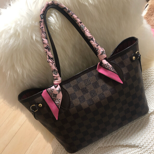 驚きの価格が実現!】 LOUIS VUITTON ルイヴィトンスカーフ付き