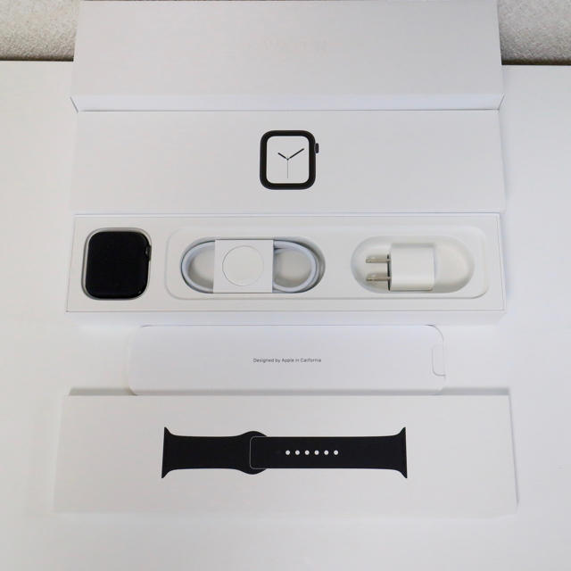 Apple Watch 44mm スペースグレイアルミニウム