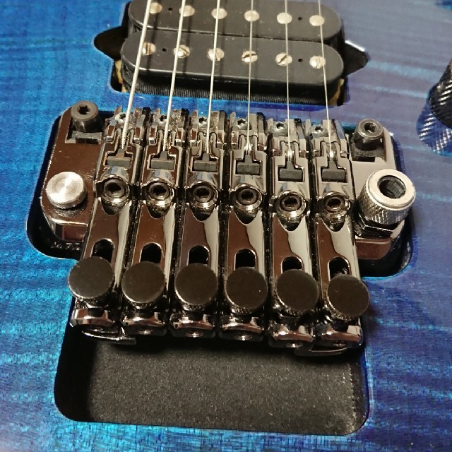 Ibanez(アイバニーズ)のibanez j-custom RG8570Z 楽器のギター(エレキギター)の商品写真