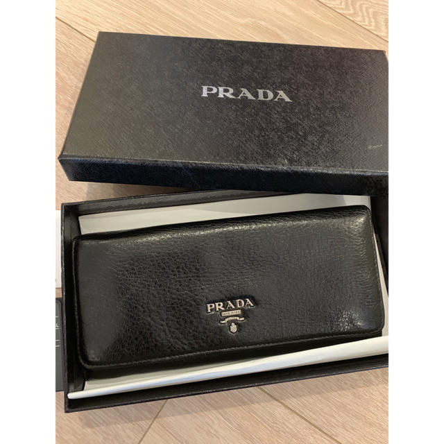 PRADA プラダ 長財布