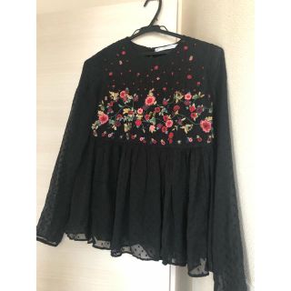 ザラ(ZARA)のZARA  刺繍トップス(シャツ/ブラウス(長袖/七分))