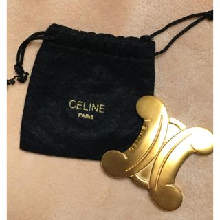 セリーヌ(celine)のブローチ(ブローチ/コサージュ)