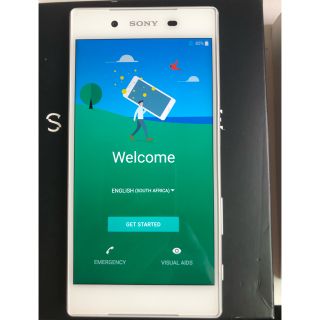 ソニー(SONY)のSony Xperia Z5 E6653 LTE White 32GB(スマートフォン本体)