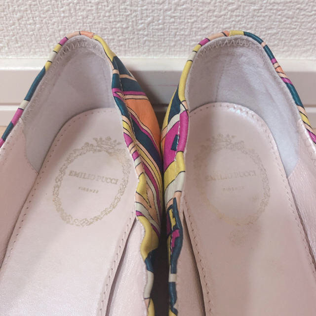 EMILIO PUCCI(エミリオプッチ)のSALE！エミリオプッチ フラットシューズ 36 レディースの靴/シューズ(バレエシューズ)の商品写真