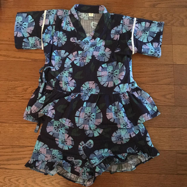 F.O.KIDS(エフオーキッズ)のアプレレクール 女の子 甚平（つぅ様） キッズ/ベビー/マタニティのキッズ服女の子用(90cm~)(甚平/浴衣)の商品写真