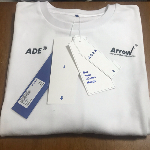 【新品】Ader Error 白 Tシャツ フリーサイズ メンズのトップス(Tシャツ/カットソー(半袖/袖なし))の商品写真