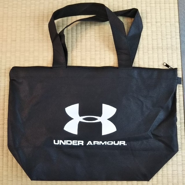 UNDER ARMOUR(アンダーアーマー)のアンダーアーマー ショップ袋 ブラック レディースのバッグ(ショップ袋)の商品写真