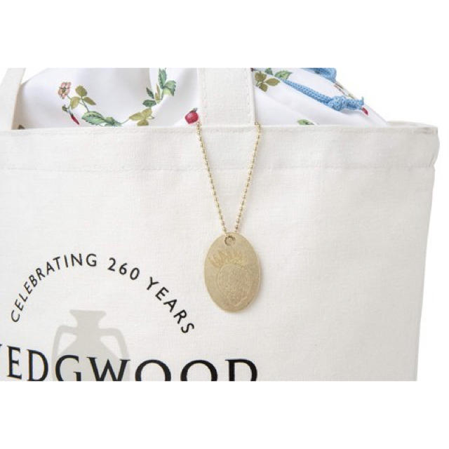 WEDGWOOD(ウェッジウッド)のGLOW グロー '19年 7月 付録 ウェッジウッド 260周年記念ロゴバッグ レディースのバッグ(トートバッグ)の商品写真