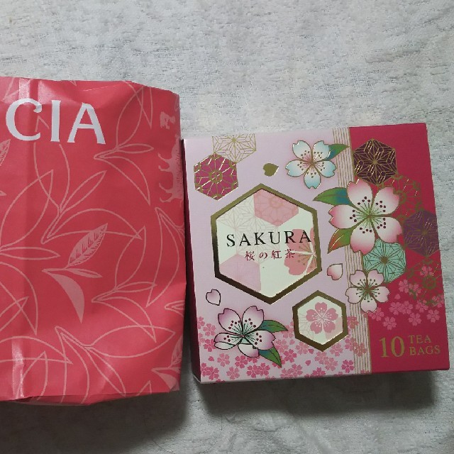 LUPICIA(ルピシア)のルピシア 10ティーバッグ SAKURA 桜の紅茶 食品/飲料/酒の飲料(茶)の商品写真