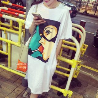 Tシャツワンピ ワンピース ビッグフェイス柄 ホワイト(Tシャツ(半袖/袖なし))