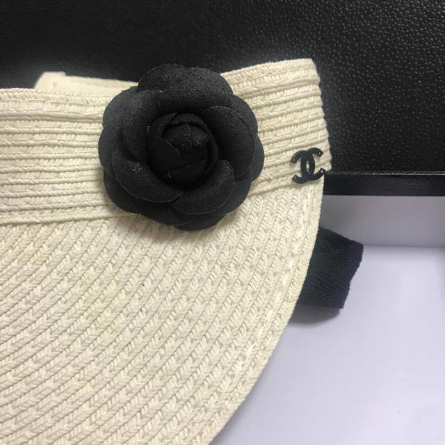 CHANEL(シャネル)のシャネル サンバイザー カメリア Chanel  レディースの帽子(その他)の商品写真