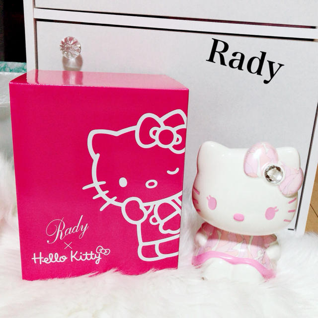 Rady(レディー)のRady ハローキティ 貯金箱 エンタメ/ホビーのおもちゃ/ぬいぐるみ(キャラクターグッズ)の商品写真