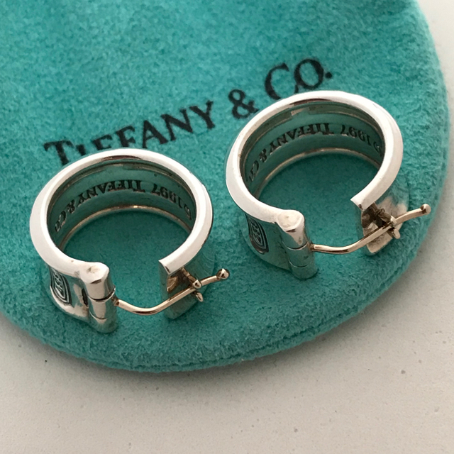 Tiffany & Co. - Tiffanyの1837ワイドフープピアスの通販 by こう