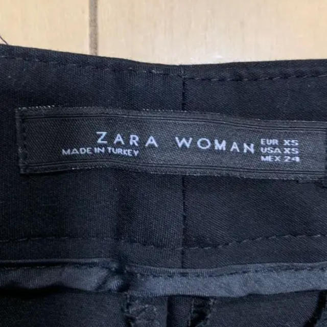 ZARA(ザラ)のZARA パンツ ブラック レディースのパンツ(カジュアルパンツ)の商品写真