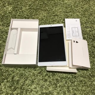 エヌティティドコモ(NTTdocomo)のhuawei dtab d-01j (タブレット)