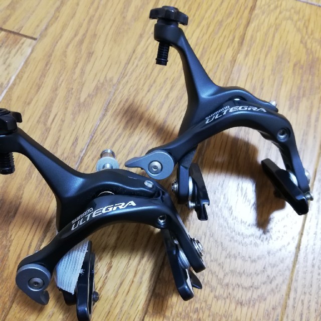 SHIMANO(シマノ)の未使用品‼　シマノ　アルテグラ　6700　セット スポーツ/アウトドアの自転車(パーツ)の商品写真