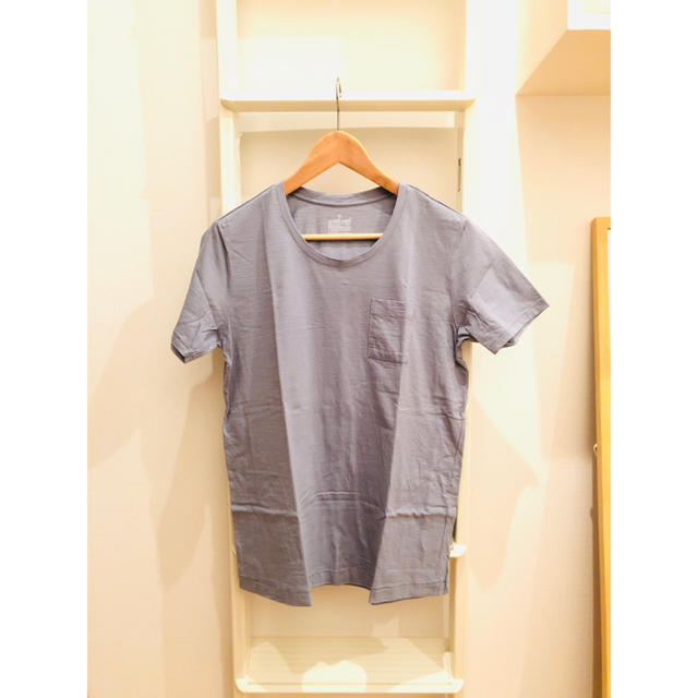 MUJI (無印良品)(ムジルシリョウヒン)の美品！無印良品！MUJI シンプル ポケットTシャツ ブルー！ レディースのトップス(Tシャツ(半袖/袖なし))の商品写真