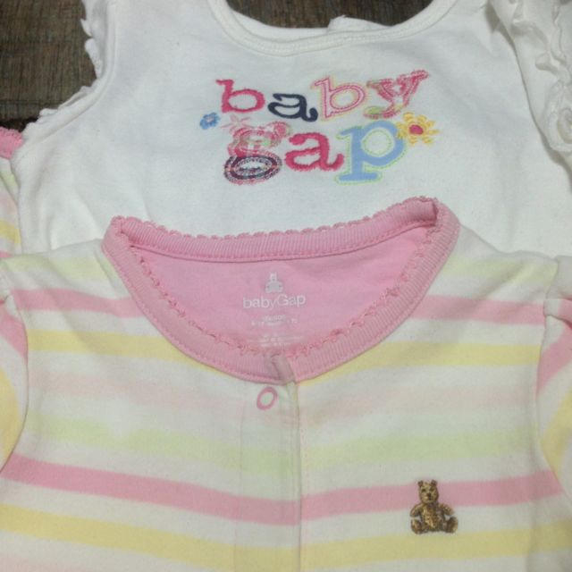 babyGAP(ベビーギャップ)のBaby gap70♡ キッズ/ベビー/マタニティのベビー服(~85cm)(ロンパース)の商品写真