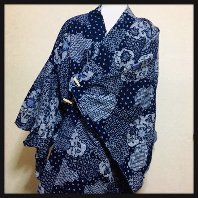 【2022?新作】 藍染め？ 日本製 浴衣 和柄 花菱 青海波 桜 古典   モダン柄 浴衣