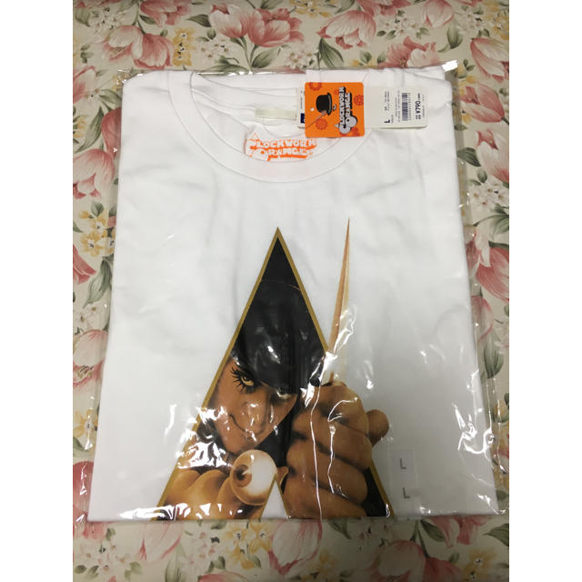 GU(ジーユー)の新品未開封！未使用品！GU 時計じかけのオレンジ Tシャツ L メンズのトップス(Tシャツ/カットソー(半袖/袖なし))の商品写真