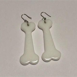 モノマニア(monomania)の骨ピアス(ピアス)