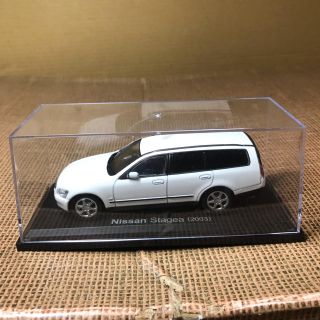 ニッサン(日産)の1/43 ニッサン ステージア ミニカー 左ミラーに折れあり！ジャンク品(ミニカー)