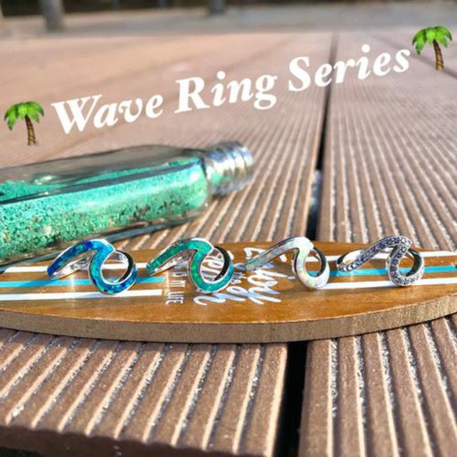 Blue CZ Wave Ring メンズのアクセサリー(リング(指輪))の商品写真