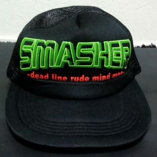 ナイキ(NIKE)のＳＭＡＳＨＥＲスマッシャ－ＩＳＡＭＩ購入ワイヤー入翼メッシュキャップ黒フリー新品(格闘技/プロレス)