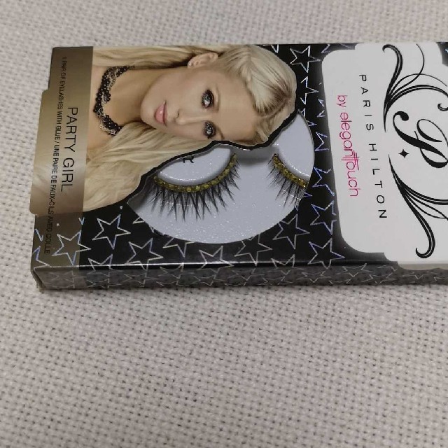 Paris Hilton(パリスヒルトン)のつけまつげ　つけま　パリス・ヒルトン コスメ/美容のベースメイク/化粧品(つけまつげ)の商品写真