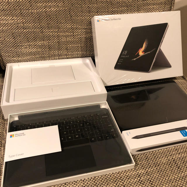 マイクロソフト Microsoft Surface ブラック Go用 カバー KCM-00021 Go