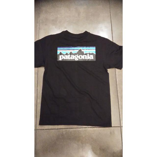 patagonia パタゴニア　メンズ半袖T シャツ　黒　ボックス メンズのトップス(Tシャツ/カットソー(半袖/袖なし))の商品写真