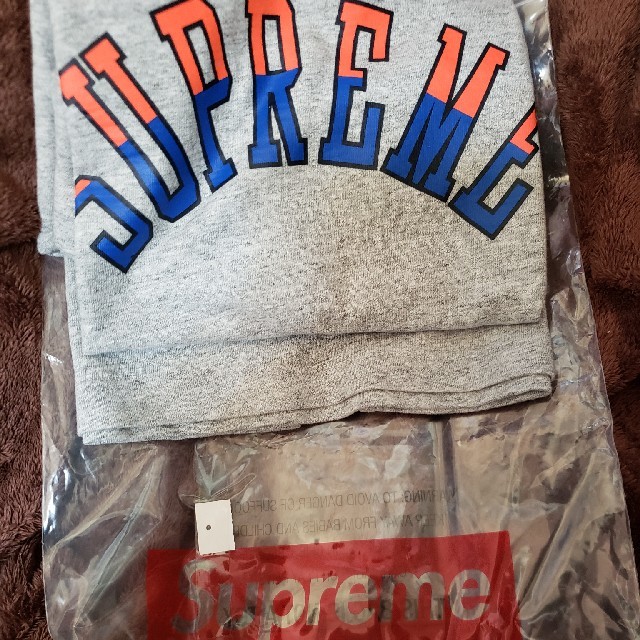 Supreme Curve logo tee 17ss

Sサイズ 2