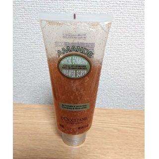 ロクシタン(L'OCCITANE)のL'OCCITANE アーモンドシャワースクラブ(ボディスクラブ)