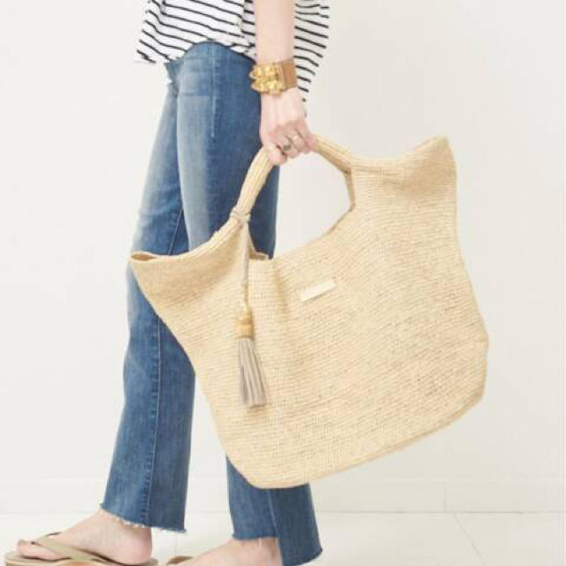 L'Appartement DEUXIEME CLASSE(アパルトモンドゥーズィエムクラス)のお値下げ♢♢ HEIDI KLEIN RAFFIA BAG ♢♢ レディースのバッグ(かごバッグ/ストローバッグ)の商品写真