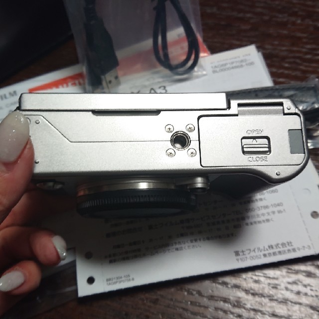 富士フイルム(フジフイルム)のFUJIFILM X-A3 body スマホ/家電/カメラのカメラ(ミラーレス一眼)の商品写真