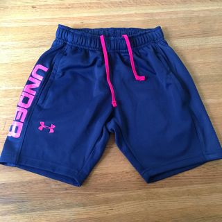 アンダーアーマー(UNDER ARMOUR)のアンダーアーマー ハーフパンツ(パンツ/スパッツ)