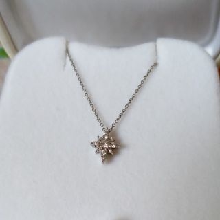 スタージュエリー(STAR JEWELRY)のスタージュエリー　クロッシングスター　ネックレス プラチナ950(ネックレス)