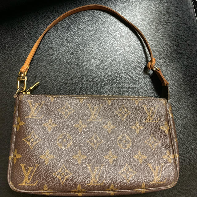 LOUIS VUITTON(ルイヴィトン)のルイヴィトン アクセサリーポーチ モノグラム レディースのファッション小物(ポーチ)の商品写真