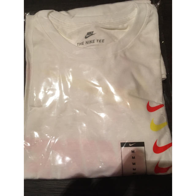 NIKE(ナイキ)のNIKE M NSW CLUB S/S TEE メンズのトップス(Tシャツ/カットソー(半袖/袖なし))の商品写真